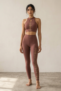 Tantra High-Neck Set in Clay